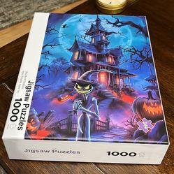 Nightmare Before Christmas 1,000 piece jigsaw puzzle - haunted house 