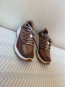 New Keen Zionic Waterproof Hiking Shoes