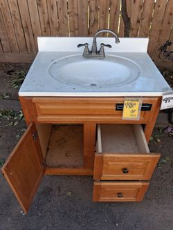 Bathroom sink