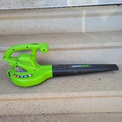 GREENWORKS LEAF BLOWER 