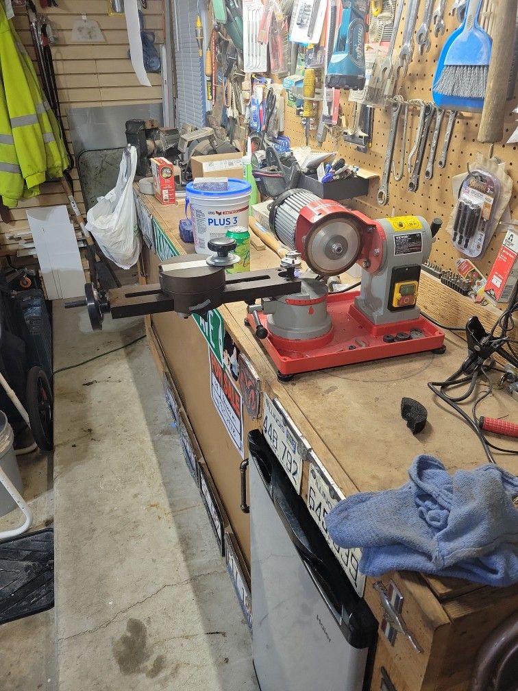 A Vevor circular saw blade sharpener, brand new in the box.