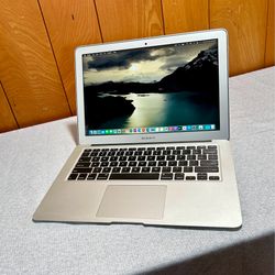 Apple MacBook Air 13” i5/8GB/256GB SSD $180