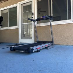 Treadmill 