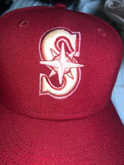 Hat club red velvet mariners 7 1/4 worn 1 time