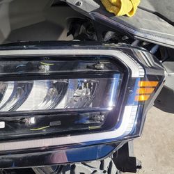 2022 to 2024 Ford Expedition Driver Side Headlight OEM Complete 