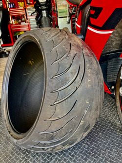 Avon Cobra Chrome 330/30/17 Tire