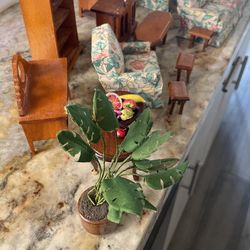 Vintage Doll House Furniture 