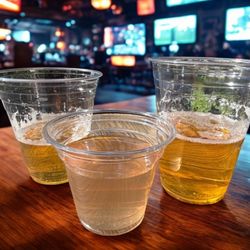 🏈 Especial De Super Bowl - Paquete De 150 Vasos Claros Plasticos 