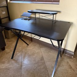 gaming desk