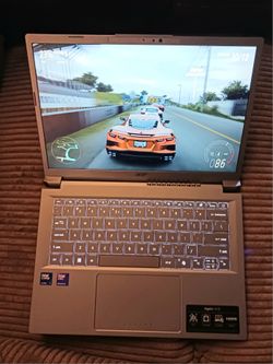 Like New 2025 Intel Core Ultra 7 256v 16GB DDR5 RAM 1TB NVMe SSD ARC 140v Graphics 2x USB C Ports Windows 11