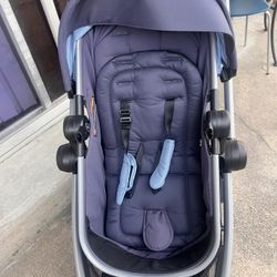 Great navy stroller maxi cosí for sale ONLY $60 