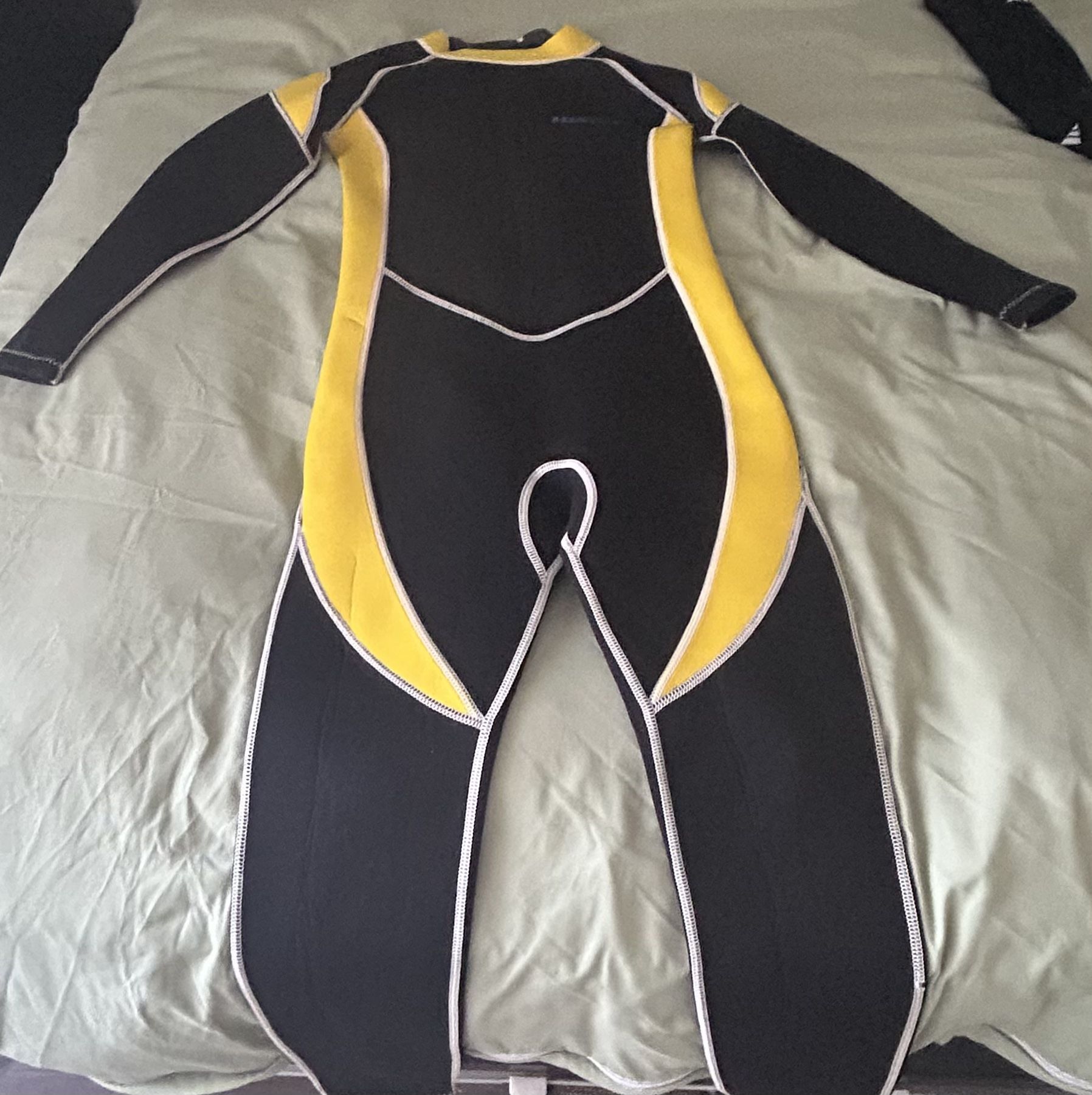 Wet Suite Child Size 12