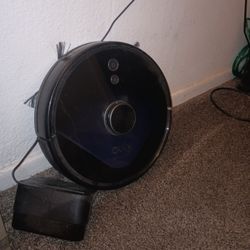 Eufy Vacuum  Self charging!!! 🫧 🫧