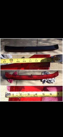 👀 New black tail fin with taillights fits most cars 🚗