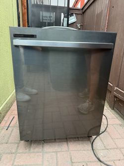 Samsung black stainless dishwasher