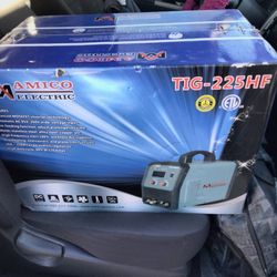 Brand New Tig-225HF Welder