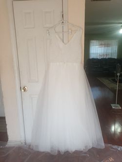 Wedding Dress Size 18 Thumbnail