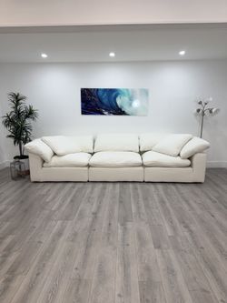 FREE DELIVERY RESTORATION HARDWARE CLOUD WHITE MODULAR 