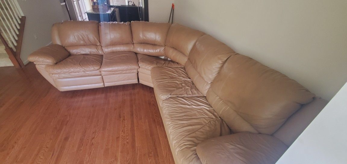 Large 7-person Leather Sofa
