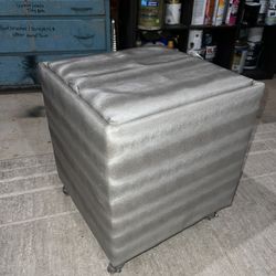 Ottoman/Bench With Storage And Tray Table