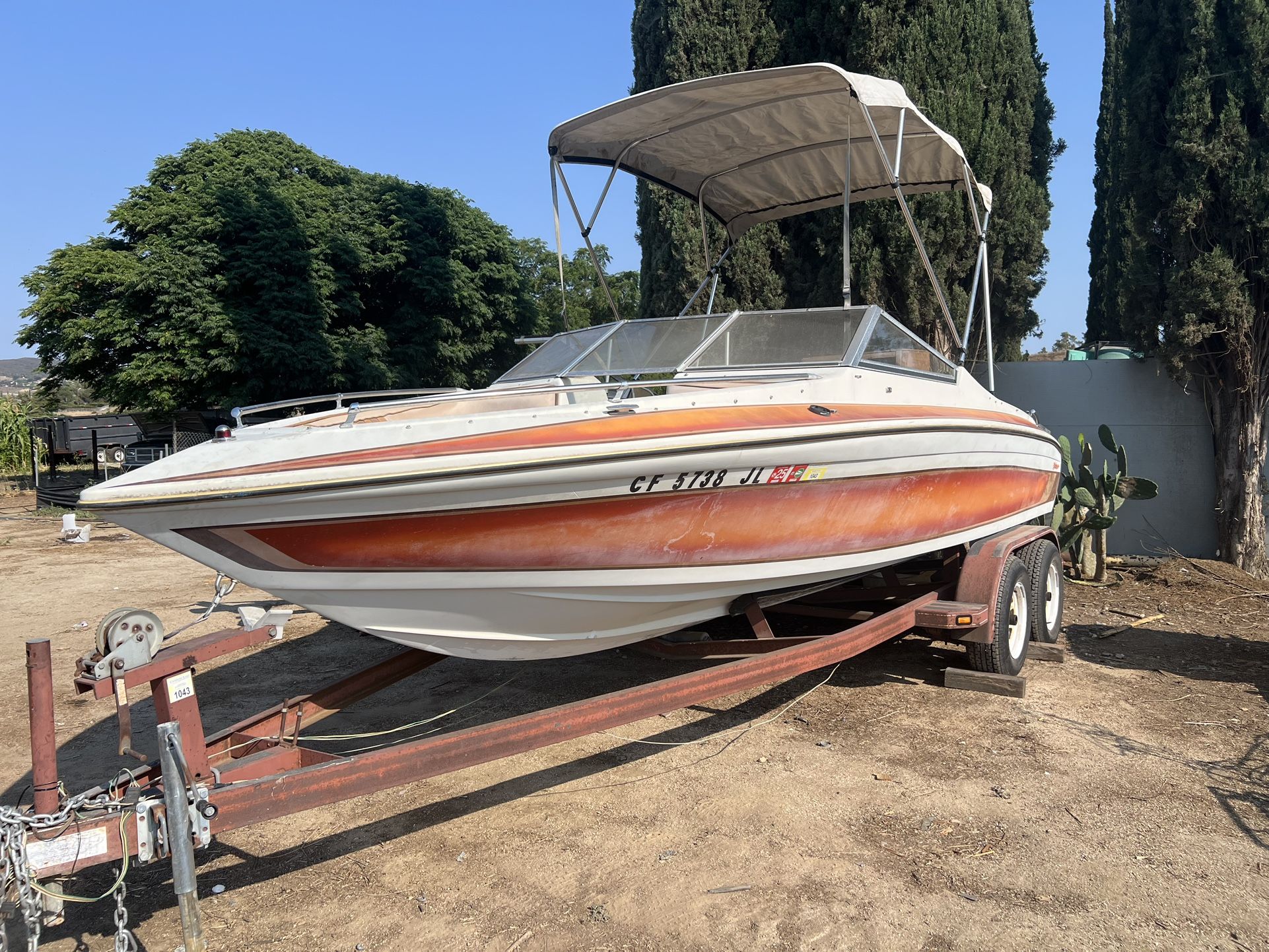 1987 Galaxie Boat