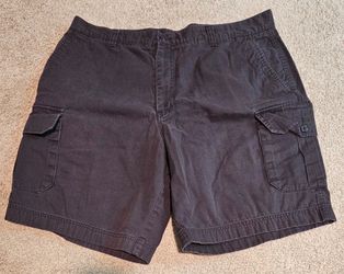 Men's Dockers Cargo Shorts - Size 38