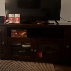 Wood TV Stand w/ Glass Front + 2 Drawers – Good Condition – Pickup Only 