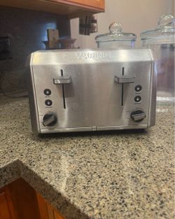 Commercial Grade Waring Bread & Bagel Toaster