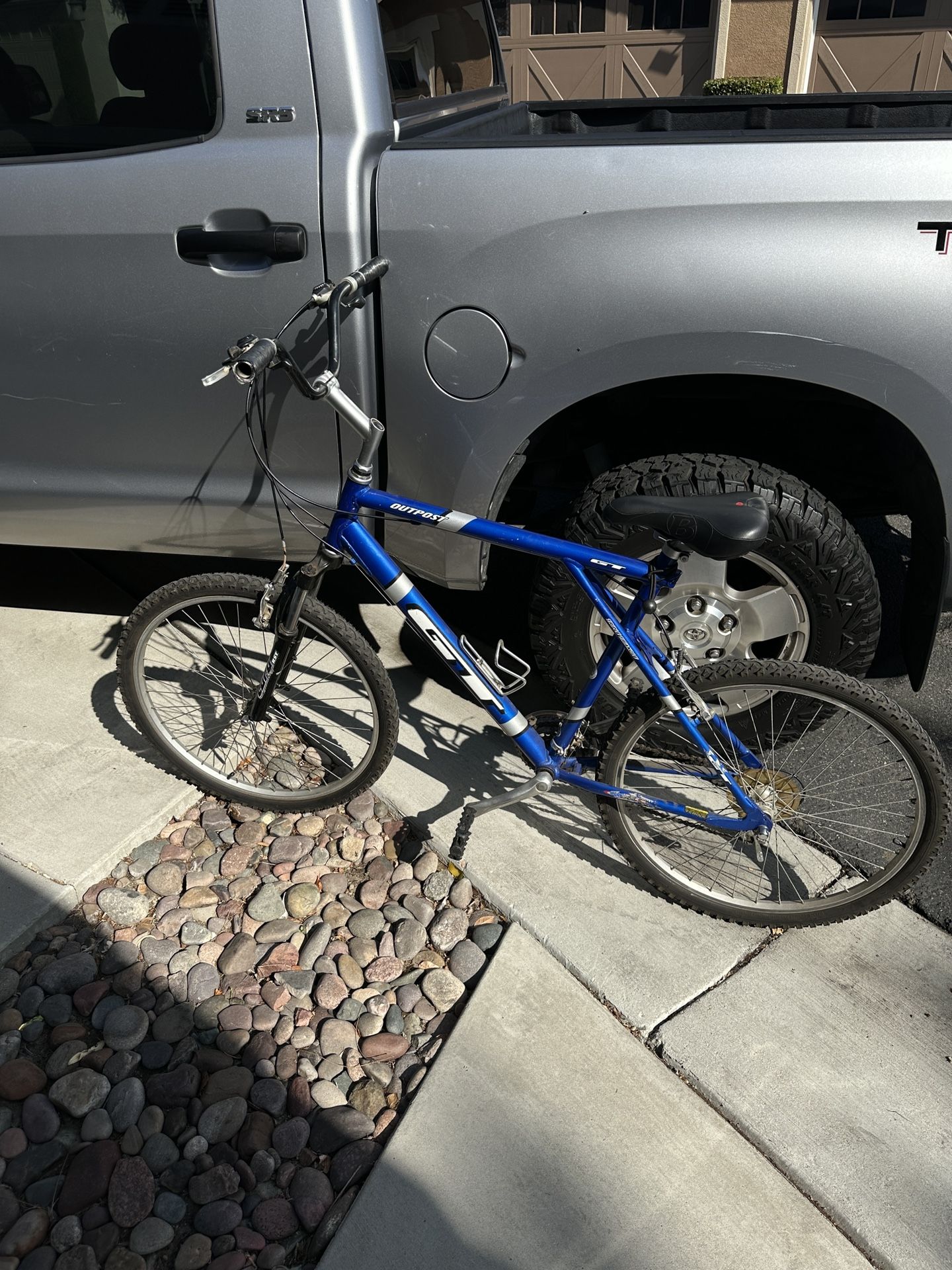 GT Outpost Mountain Bike