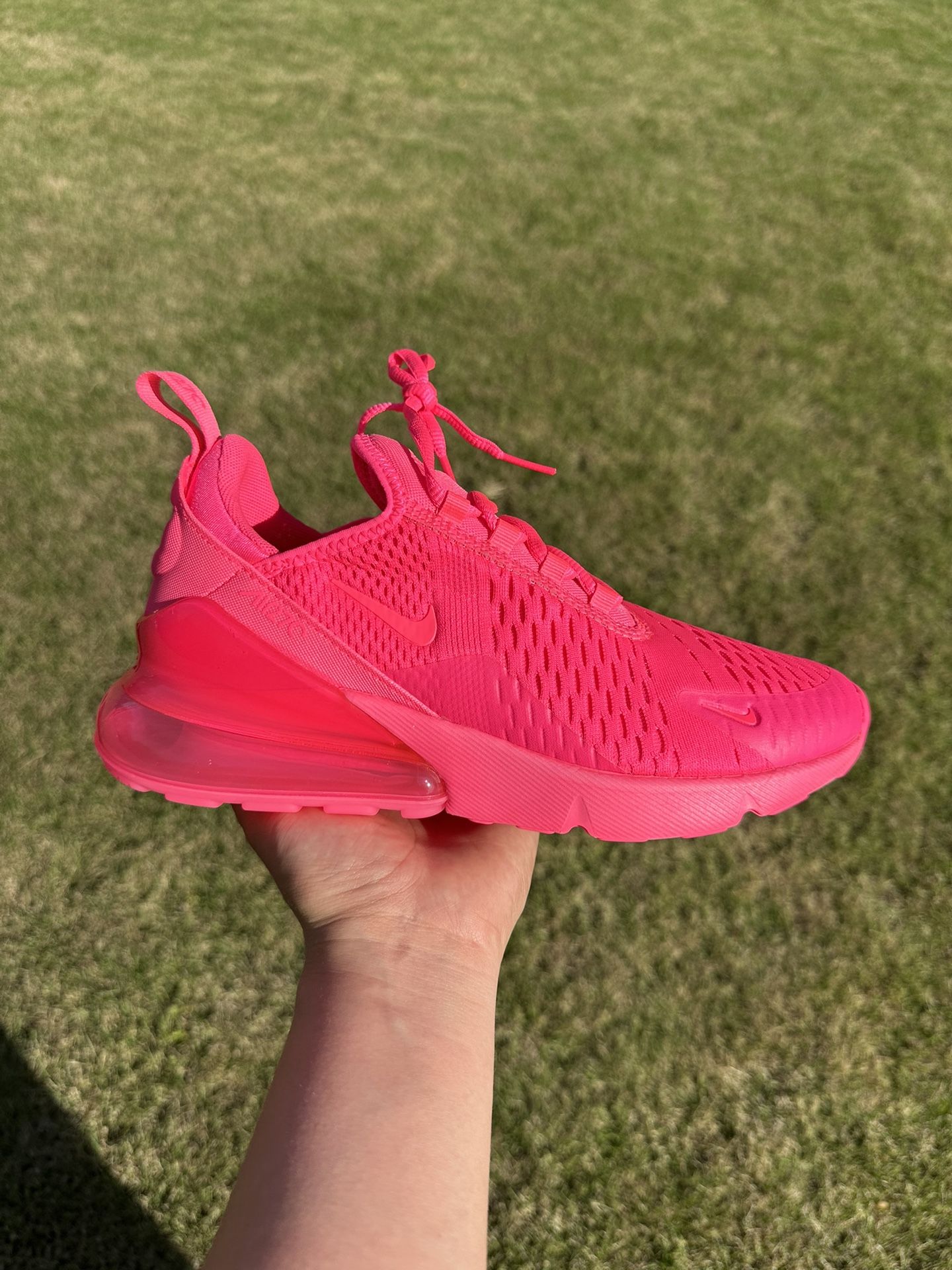 Nike Air Max 270 Women's Size 8 Sneakers Running Shoes Hyper Pink FD0293-600