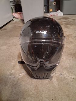 Motorcycle helmet