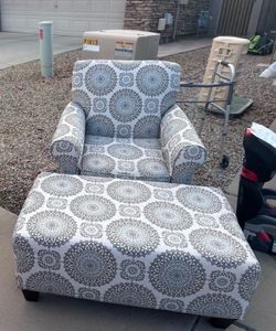 Chair & Ottoman