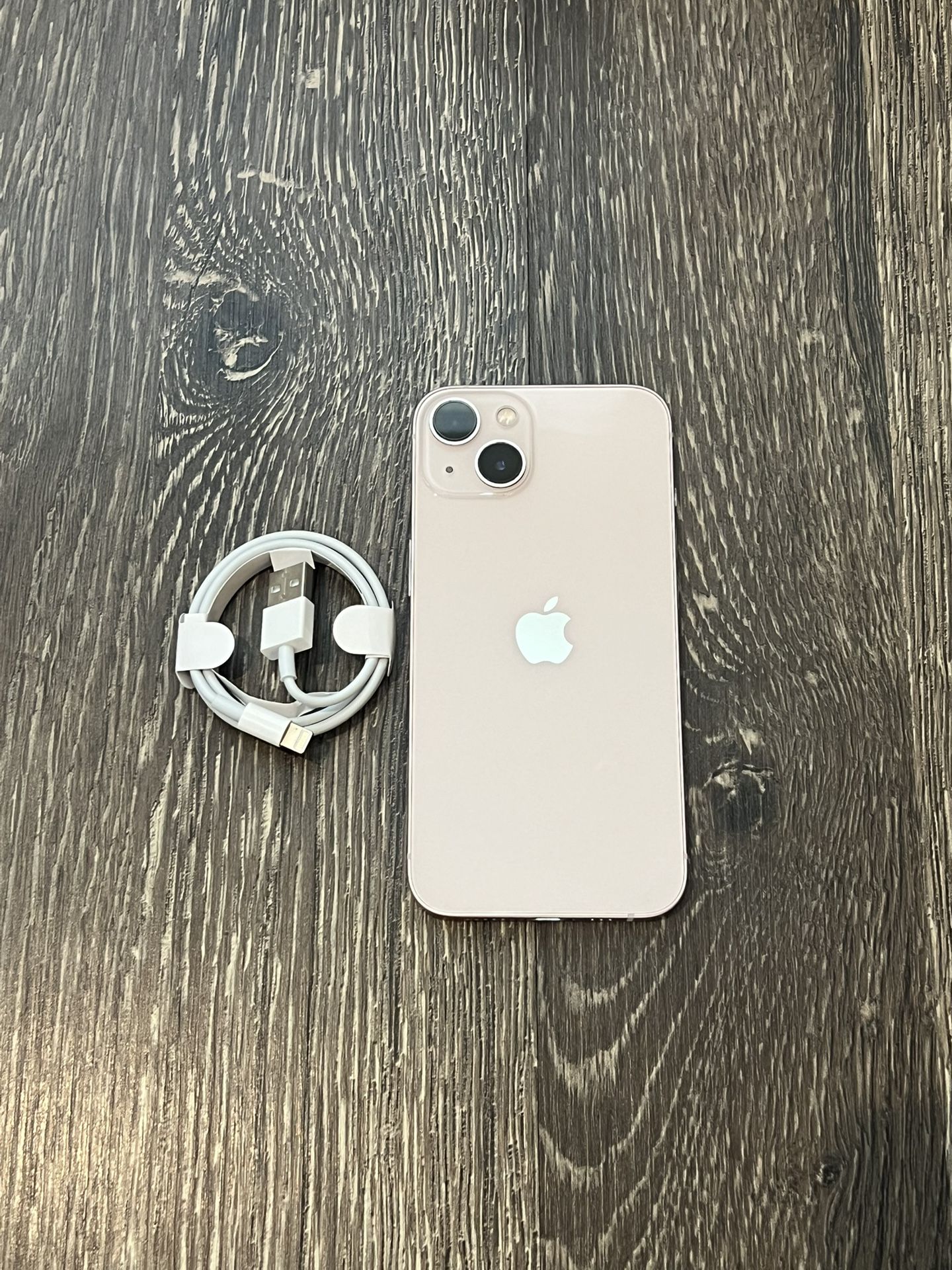 iPhone 13 White 256gb UNLOCKED FOR ALL CARRIERS!