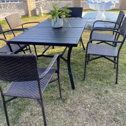 brand new patio table set