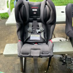 Diona Child’s Car Seat