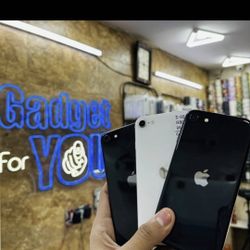 iPhone SE Unlocked With Warranty 