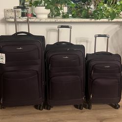 A Set Of Three Luggage- Purple 