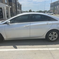 2013 Hyundai Sonata Hybrid