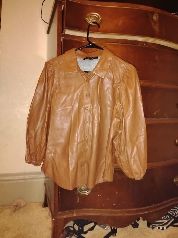 Vegan Leather Cropped Jacket Size Large