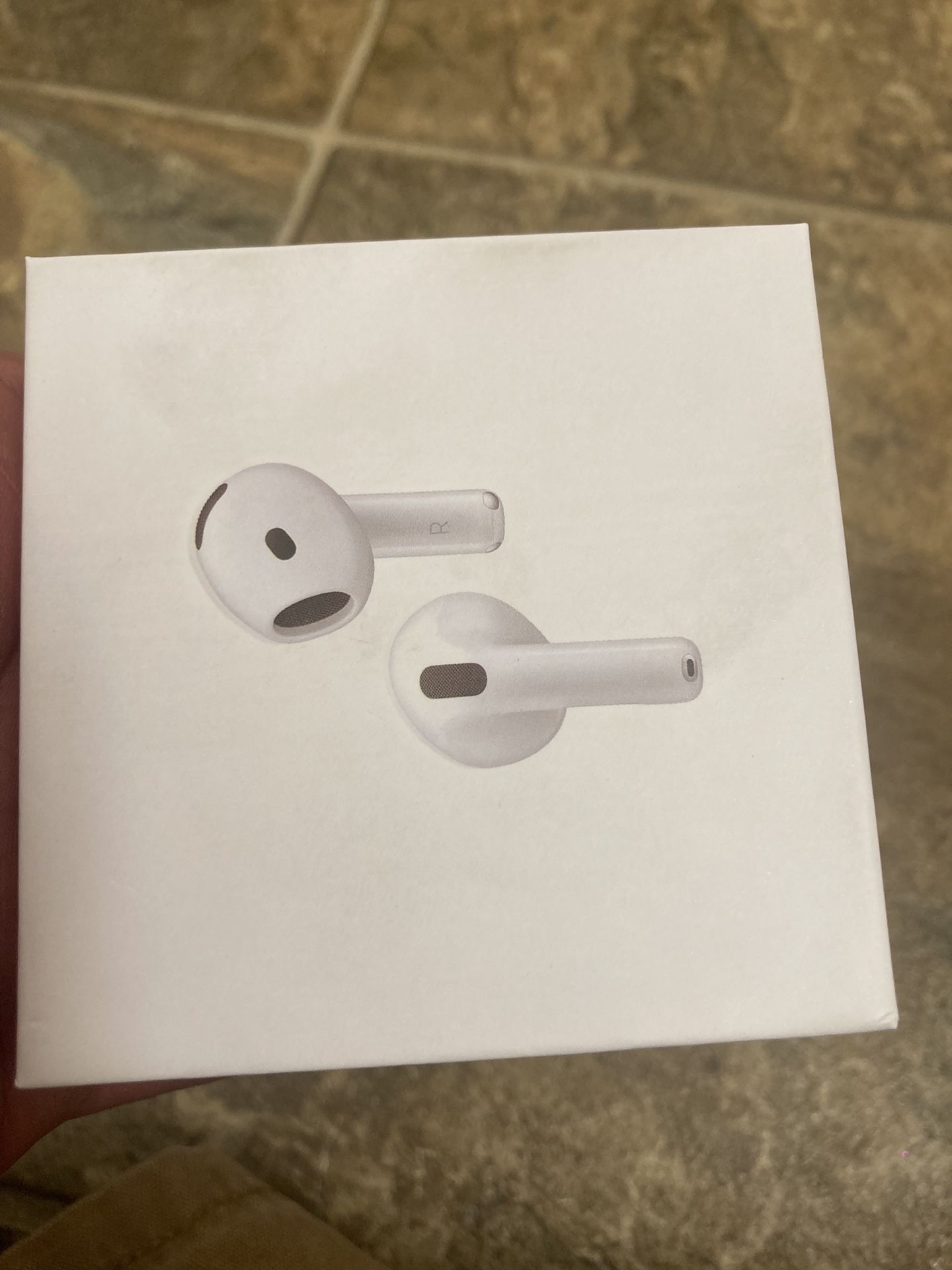 AirPods 4