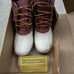 Brand New Boot Of Women Size 6 In Original Box