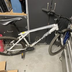 QUALITY GT 1.0 Aggressor Mountain Bike