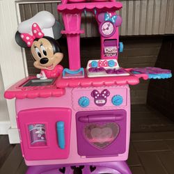 Minnie Mouse Kitchen 