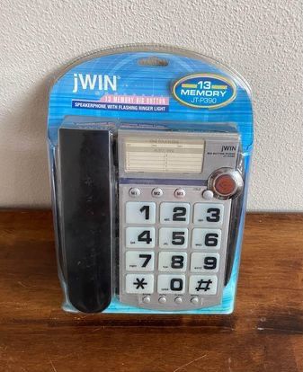 NEW and SEALED Phone Speakerphone w Flashing Light just $8 xox