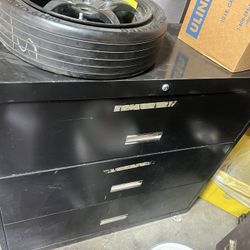 Metal Filing Cabinet 