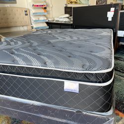 REDUCED New Full Pillow Top Mattress (not Used) 