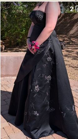 Gorgeous prom/homecoming dress