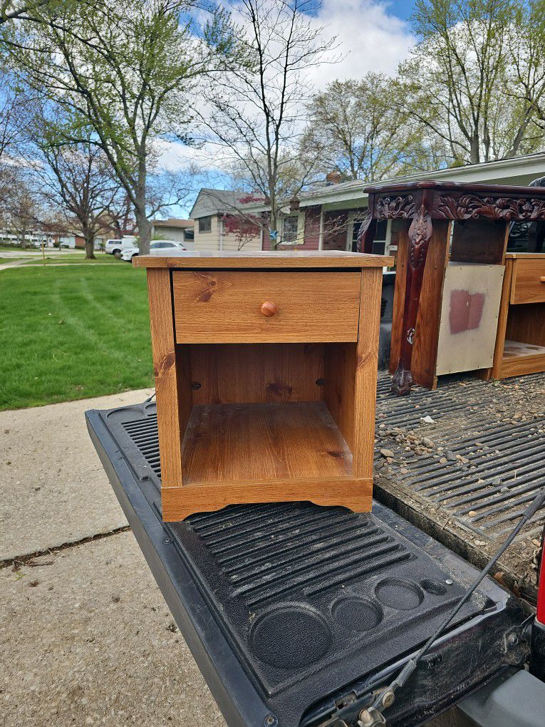 End Table With Sliding Drawer