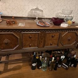 Dining Buffet Table