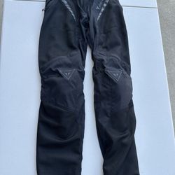 Dainese Lady’s Overpants Size 49 
